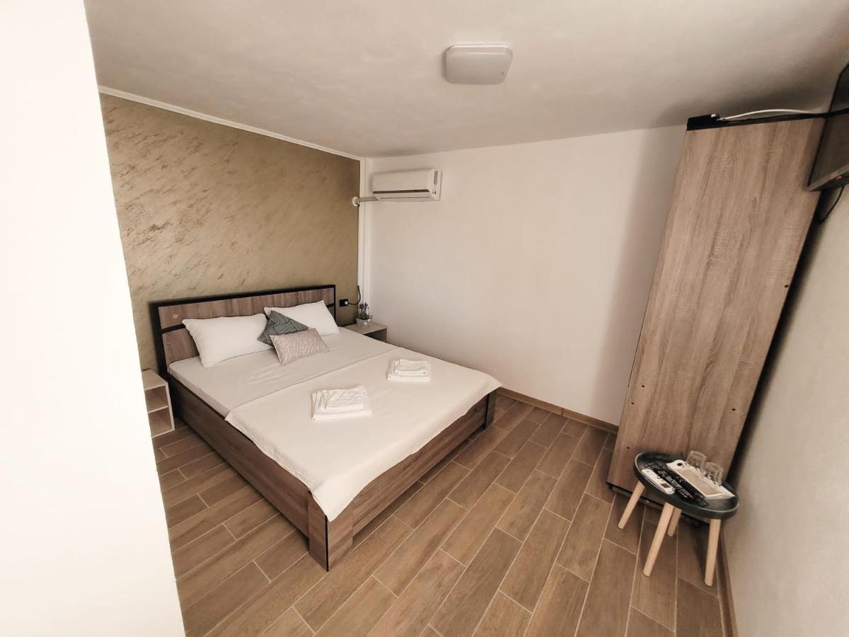 Cabana Varad Coronini Moldova Veche 외부 사진